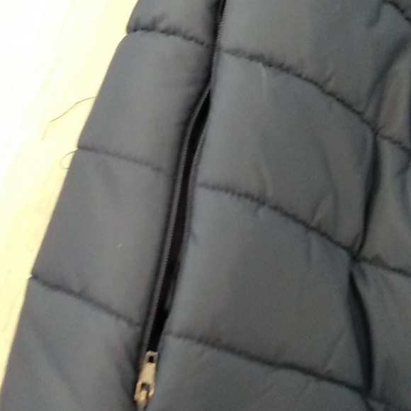Puffer Jacket - Picture 6 of 8